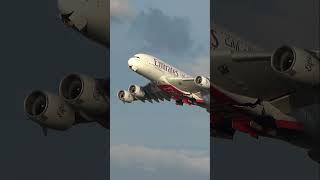 Positive rate… gear up! Emirates A380 departure