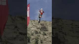 #dexterhoenhause flying over the #nitronationalprohillclimb : Ian Howes #motoclimb #moto