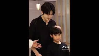 akhirnya adek kakak ini ketemu #jaehyun #rafathar cr: invideo