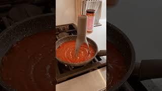 "Never Stir Again! Uutensil Stirr Automatic Pan Stirrer in Action!"#shorts