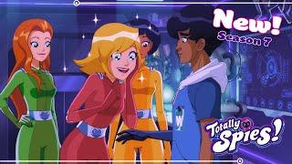 The Spies Meet A New Team Member! | Totally Spies! Season 7 | Clip