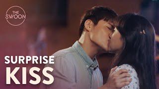 Kong Hyo-jin kisses Kang Ha-neul first | When the Camellia Blooms Ep 9 [ENG SUB]