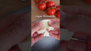 Vegan mozzarella 