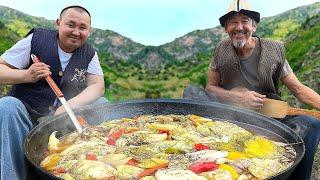 Delicious Dimlyama cooked by Nomad in the mountains of Kyrgyzstan | National Nomad Food