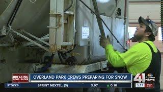 Overland Park prepares for overnight snow