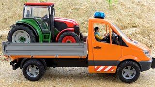 Rescue of tractor with a broken wheel! Find Out with This BIBO TOYS Tractor Story!