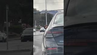 보디빌더한테 인종차별하다 역관광
