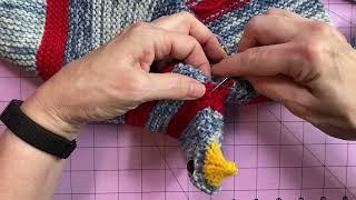 Seaming a Knitted Emotional Support Chicken - The Yarn Randomizer