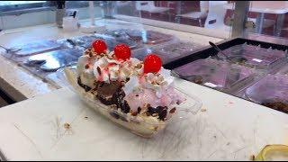 How to make a banana split!!!!!!!!!!!!!!