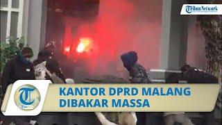 Video Massa Aksi Demo Tolak UU Cipta Kerja Ricuh, Gedung DPRD Malang Dibakar Demonstran