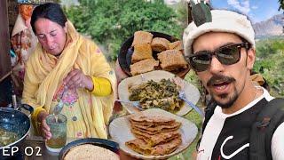 STREET FOOD IN HUNZA - Chap Shuro, Hoilo Garma - Food Of Gilgit Baltistan + Baltit Fort & Eagle Nest