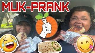 MUK-PRANK | TRYING SALAD TO-GO FOR THE FIRST TIME