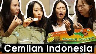 Orang korea coba Dodol durian & Brem #1