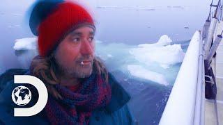 Boat Runs Aground In The Middle Of The Arctic Circle | Expedition To The Edge