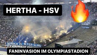 Hamburger Faninvasion im Berliner Olympiastadion in der Relegation.  HERTHA - HSV 0:1