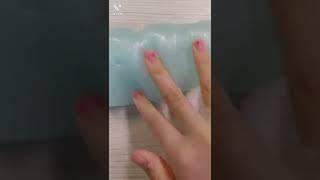 한손으로 슬라임 만지기