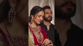 Pakistani actresses yumna zaidi, wahaj Ali latest dresses design look 