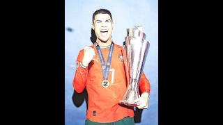 Ronaldo Makes it Look Easy 