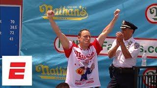 Joey Chestnut pummels record 74 hot dogs to win Nathan’s Hot Dog Eating Contest for 11th time | ESPN