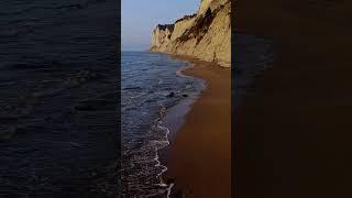 Ocean Waves at the Beach #shorts #beach #oceanwaves #tranquility #lostranquility