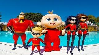 Incredibles Family Finds Baby Shark in Swimming Pool - Huge Toy Hotel Compilation