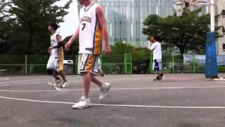 크래커스 v 뉴클리어 1/4