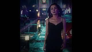 Hania Amir Brand Walking slowmo  | edit | fire 