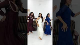 That mandatory dance after every Youtube meetup !! @NerinJBaptist  @VibewithRaveena
