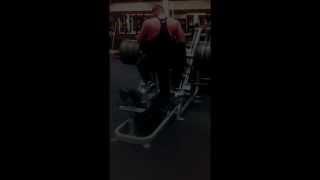 Ronnie Rokk does 1,010 Leg Press