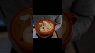 swan latte art |coffee art|#baristalife #shortsvideo #drawing[barista nemi]