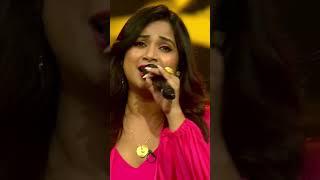 Shreya ghosal singing without autotune .             Best singer ever in the India. #shorts