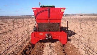 ID David Compost Injector and Spreader