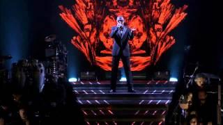 George Michael '' Through'' ( Symphonica DVD )