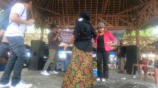 #hiburan #family_gathering #viralvideo @P.U.K_POLYMINDO special dari bang madun defisi produksi