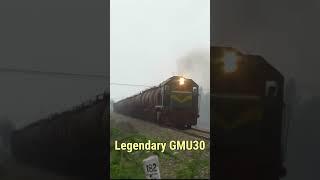 Legendary GMU30 #entertainmentworldz #pakistanrailwaytrain #railway #train #trainkahanipakistan