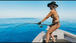 Top water fishing with Fish Huntress Amy EP3