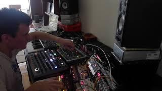 Ambient Synthy Techno (Korg Volca FM Bass Kick Keys Beats, Arturia Drumbrute Impact Behringer MS-1