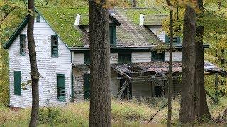 There's a historic and creepy deserted village in New Jersey