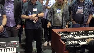 Joey DeFrancesco & Robi Botos plays togheter at Viscount Booth #namm2022