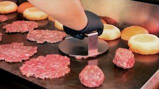 Japanese Food - The BEST SIZZLING CHEESEBURGER in Tokyo! American Diner Andra Japan