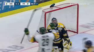 Södertälje SK vs Björklöven - Alexander Sahlin slår sönder plexiglaset