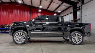 23 Chevy High Country with 4" lift on37s