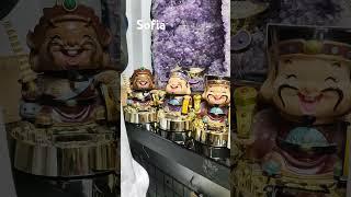 Sofia Wish you good luck and prosperity to the God of Wealth