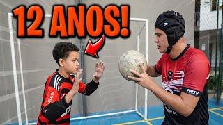 VOU ENSINAR ELE A SER O MELHOR GOLEIRO DE FUTSAL DA ESCOLA!