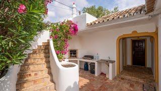 4 bedroom villa in the Algarve for sale by A1 ALGARVE LUXURY REAL ESTATE