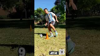 Prueba de resistencia, pasadas.#futbol #entrenamiento #soccer #soccertraining #coach #soccerskills