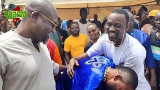 VERY HUMBLE! KOKO ZARIA BOW DOWN TO WELCOME ALABI PASUMA TO HIS MULTI MILLIONAIRE HOUSE WARMING