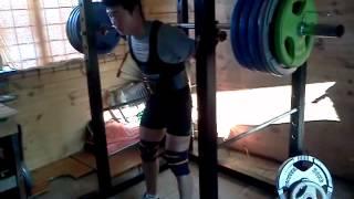 200kg squat at 72.1kgs bodyweight Titan Superior Tom Lee