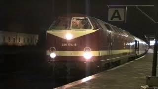 U-BOOT 229 174-8 mit EUROCITY - EC174 HUNGARIA - Abfahrt Spandau Hbf. am Abend des  18.12.1993