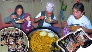 Hot & Spicy 2pm Noodle and egg recipe eating अण्डा र पोरो 2pm चाउ चाउ खाजा खाको New Nepali vlog